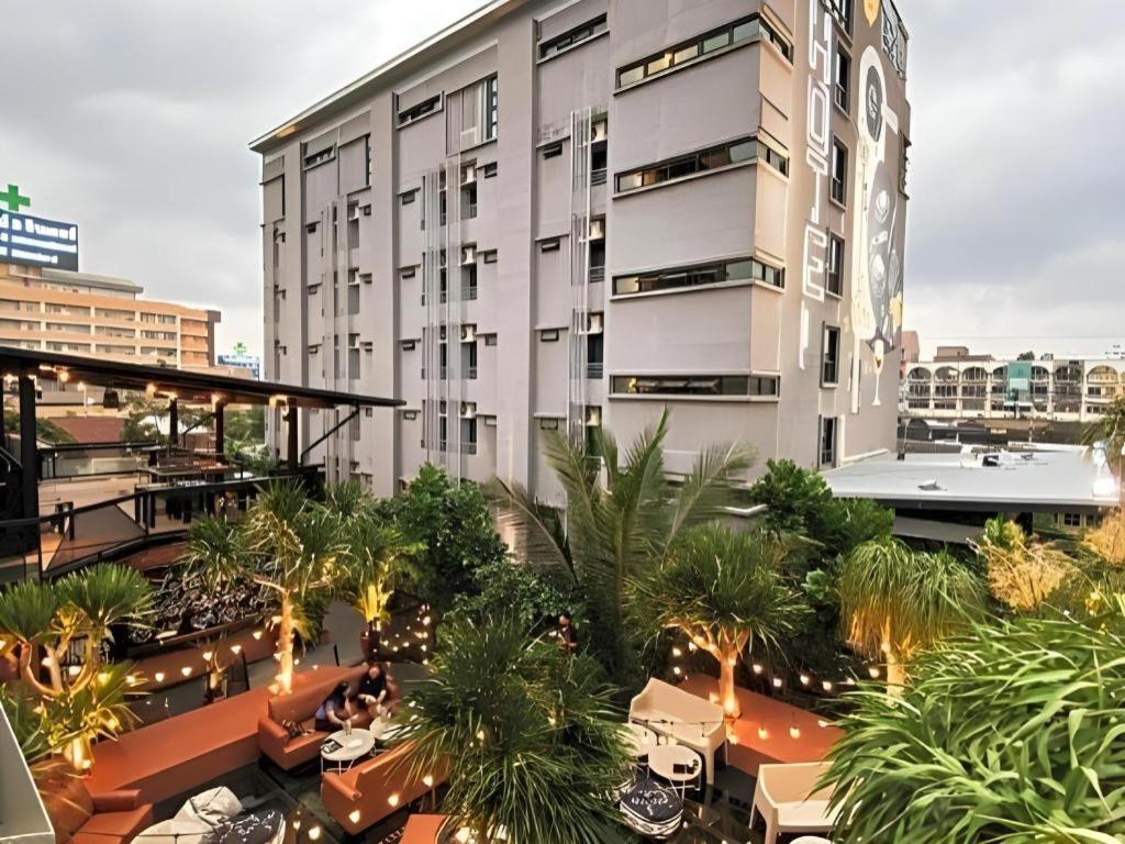 Letana Hotel Samuprakarn Bangkok Exterior photo